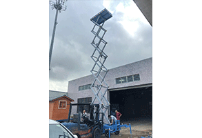 東莞升降機(jī)廠家告訴你固定式升降機(jī)如何進(jìn)行安全檢驗(yàn)？